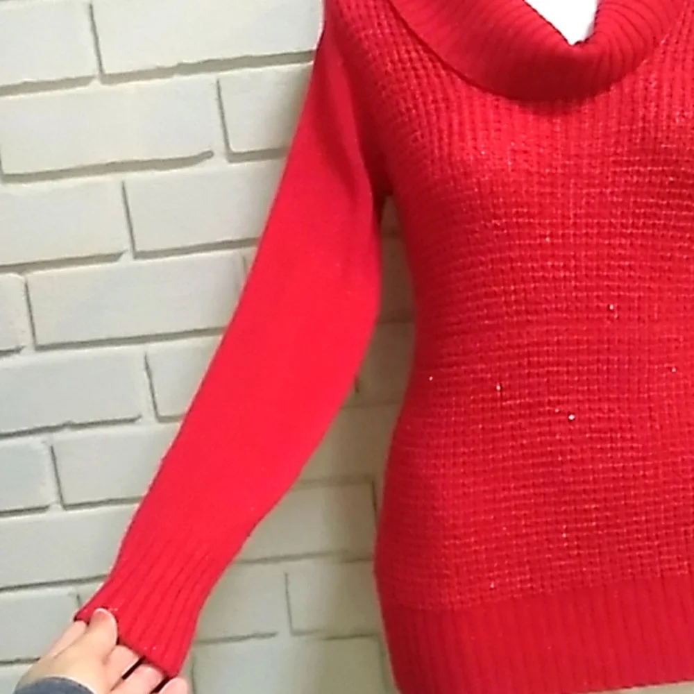 By By Red Sequin & Sparkle Cowl Neck Sweater. Size Medium - Picture 4 of 9